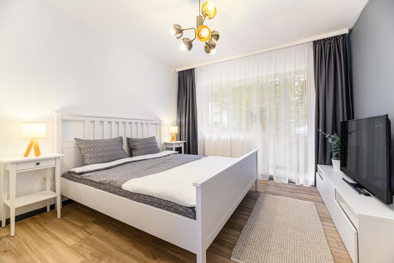 Travelers Hideout - Central Apartment Braşov Buitenkant foto